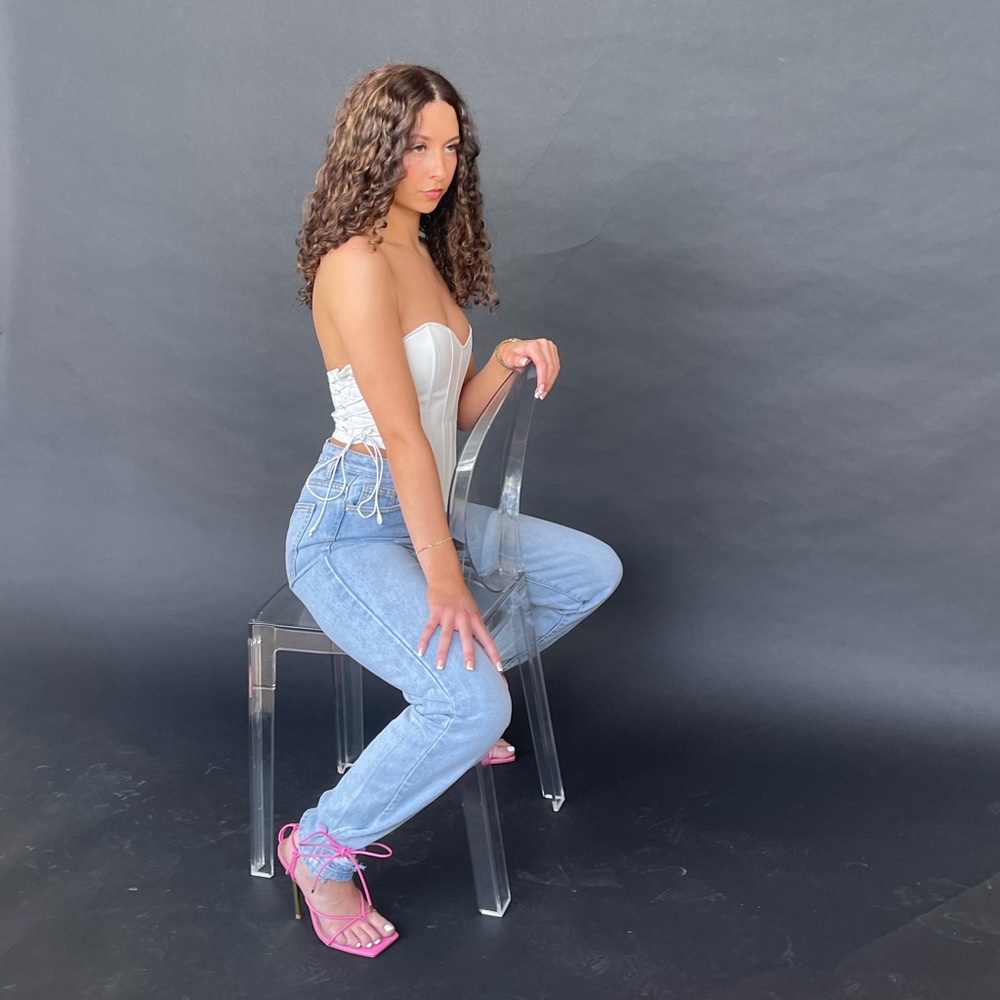 Meet your Posher, Shelbi